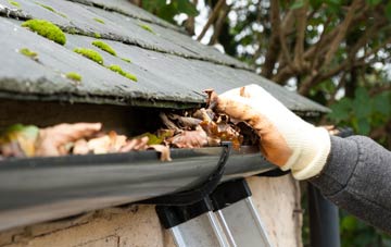 gutter cleaning Knowle Green